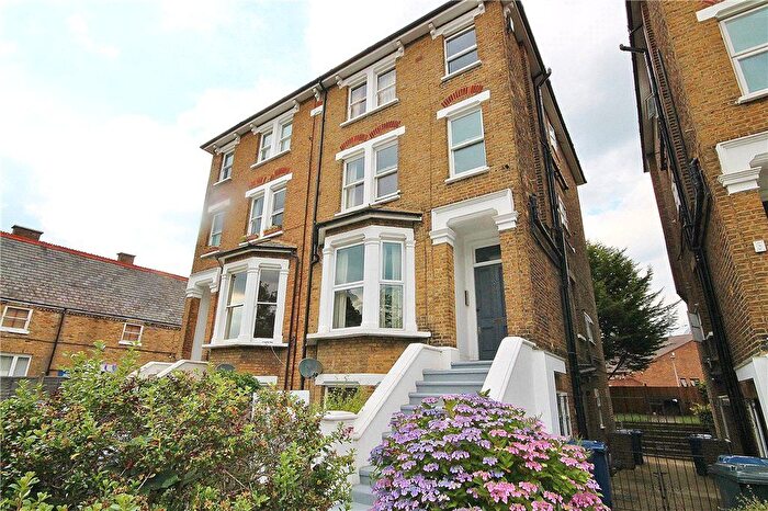 2 Bedroom Flat To Rent In Churchfield Road, Ealing, W13