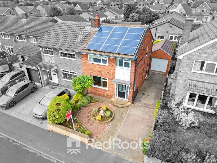 3 Bedroom Semi-Detached House For Sale In The Orchard, Wrenthorpe, WF2