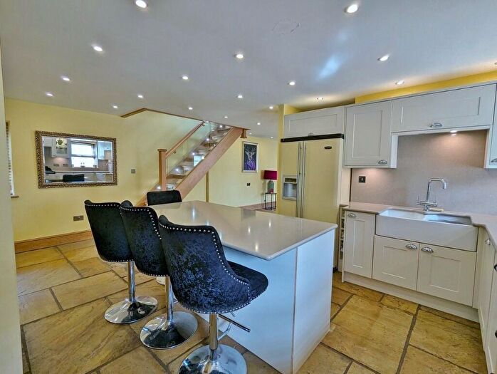 3 Bedroom Cottage For Sale In Brickyard, Porthcawl, South Glamorgan, Bridgend (County Of), CF36
