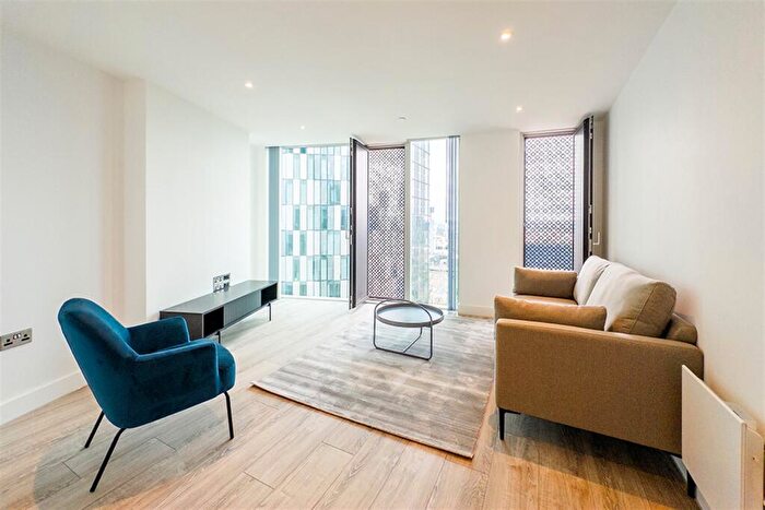 2 Bedroom Apartment To Rent In Thr, M15