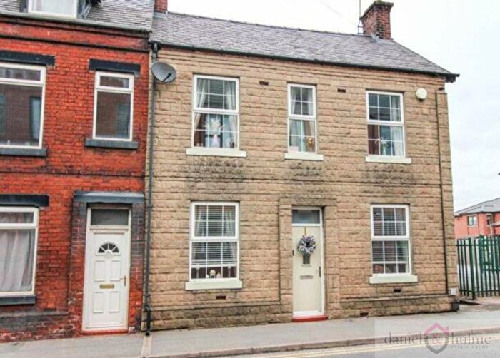 3 Bedroom End Of Terrace House For Sale In Buxton Road, Leek, Staffordshire, ST13