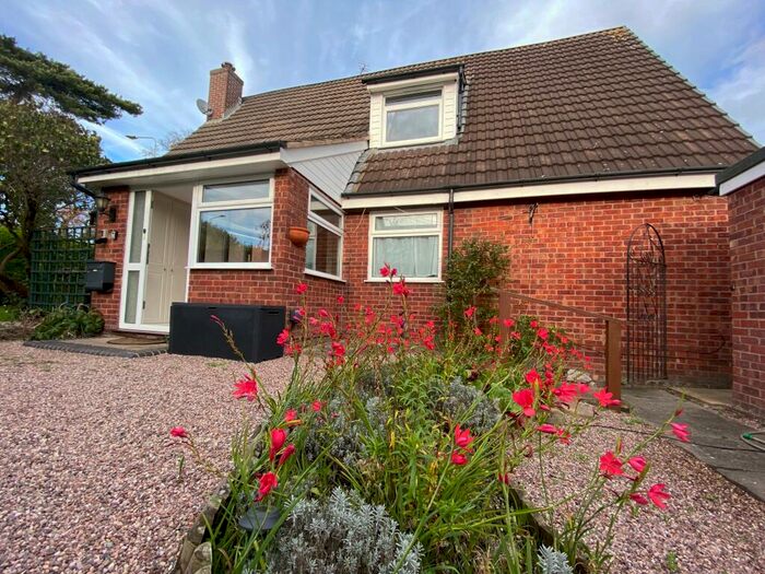 3 Bedroom Detached House To Rent In Sundale Drive, Crewe, CW2