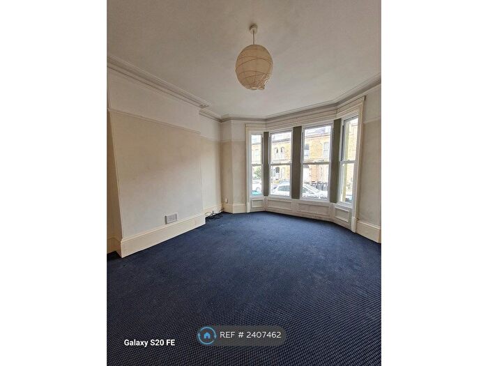 1 Bedroom Flat To Rent In Hyde Park Road, Harrogate, HG1