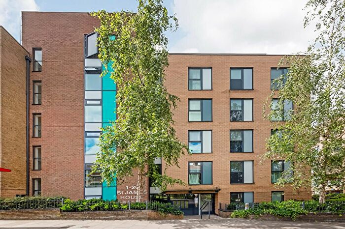 3 Bedroom Flat To Rent In Blackheath Hill, London, SE10