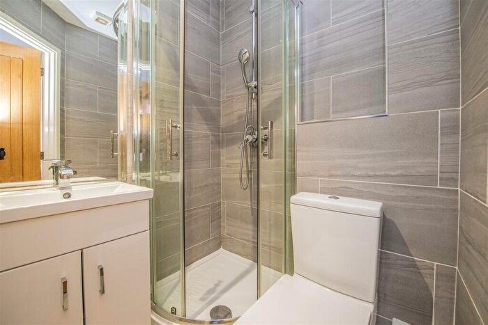 1 Bedroom House To Rent In Castilian Street, Northampton, NN1