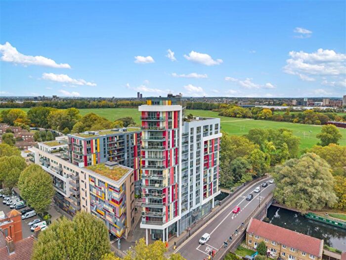 2 Bedroom Flat For Sale In Homerton Road, E9