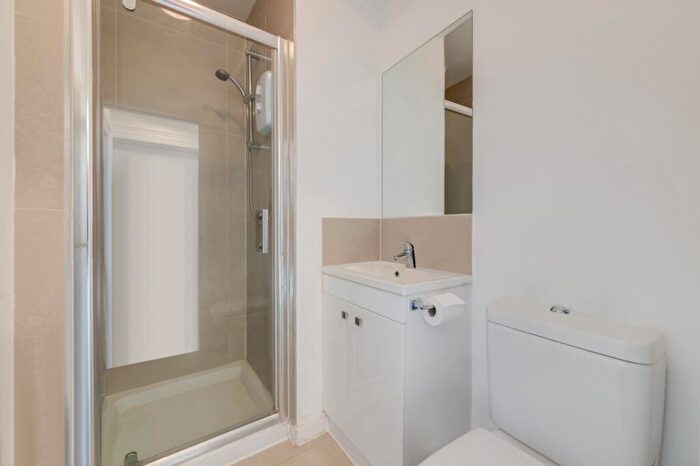 1 Bedroom Flat To Rent In Mornington Terrace, Camden, NW1