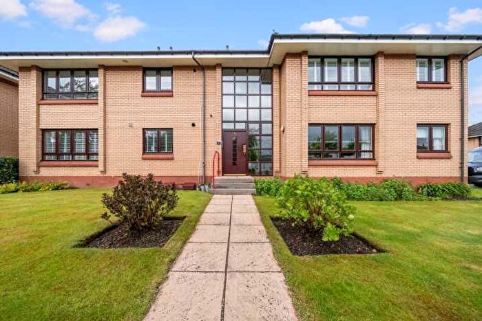 3 Bedroom Flat For Sale In Central Grove, Mount Vernon, Glasgow, G32