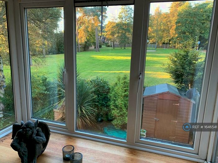 1 Bedroom Flat To Rent In Whitehill, Bordon, GU35