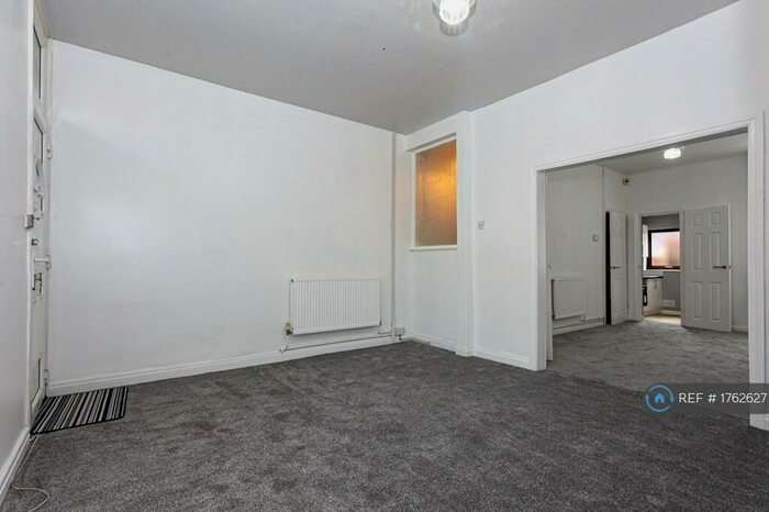 2 Bedroom Terraced House To Rent In Irlam Avenue, Eccles, Manchester, M30