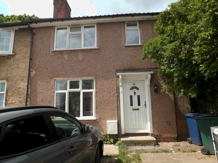 3 Bedroom Semi-Detached House To Rent In Langham Road, Edgware, HA8