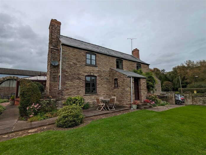 3 Bedroom Property To Rent In Ewyas Harold, Hereford, HR2