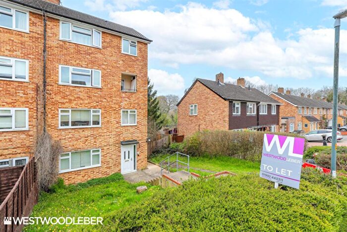 3 Bedroom Maisonette For Sale In Cecil Road, Hertford, SG13