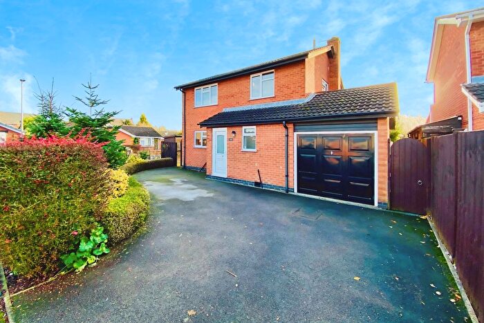 3 Bedroom Detached House For Sale In St Hildas Close, Syston, LE7