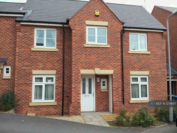 3 Bedroom Semi-Detached House To Rent In Sissinghurst Close, Rugby, CV22