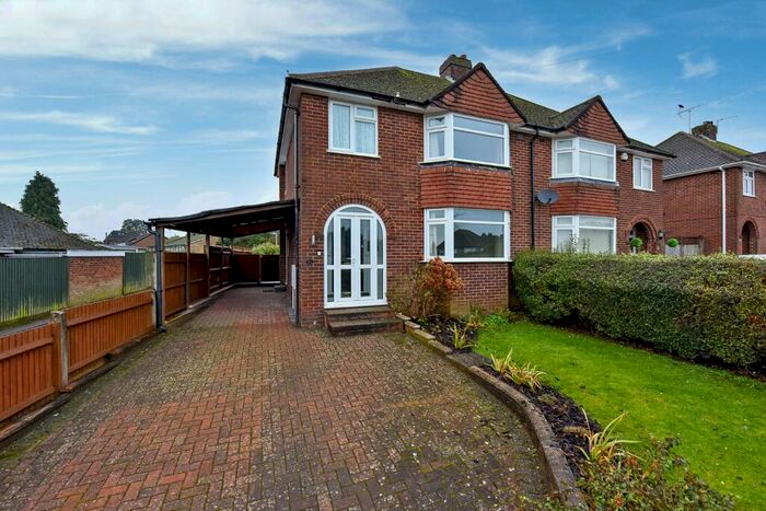 3 Bedroom Semi-Detached House To Rent In Newmer Road, High Wycombe, Buckinghamshire, HP12