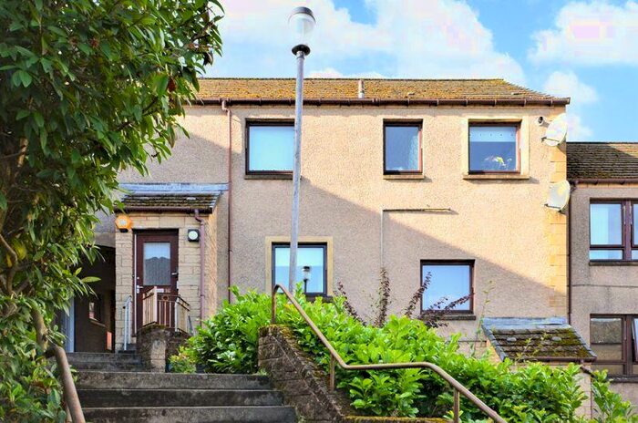 1 Bedroom Flat To Rent In Market Court, Kilsyth, G65