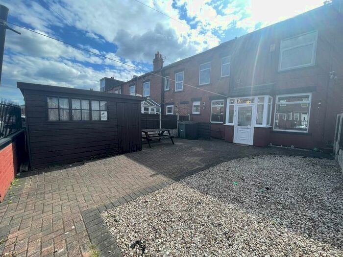 3 Bedroom Terraced House To Rent In Woodlea Mount, Beeston, Leeds, LS11