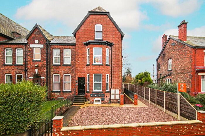 2 Bedroom Apartment To Rent In New Lane, Eccles, Manchester, M30