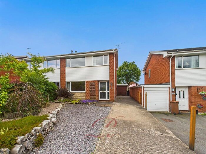 3 Bedroom Semi-Detached House For Sale In Bron Yr Eglwys, Mynydd Isa, CH7