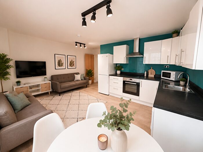 1 Bedroom Flat To Rent In Forster Street - Resi, Lenton, East Midlands, NG7