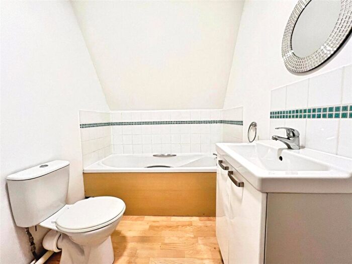 2 Bedroom Flat To Rent In Conway Hall, Conway Mews, Gillingham, Kent, ME7