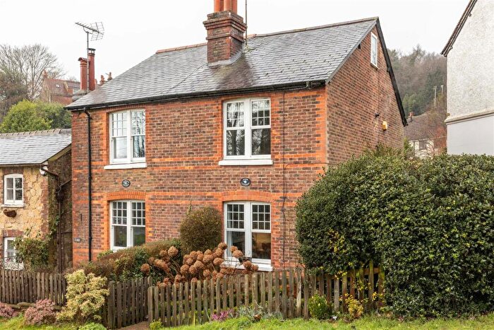 3 Bedroom Semi Detached House For Sale In Pendleton Road, Redhill, RH1