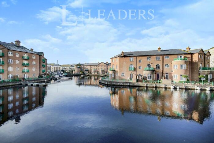 2 Bedroom Apartment To Rent In Victory Mews, Brighton Marina, BN2