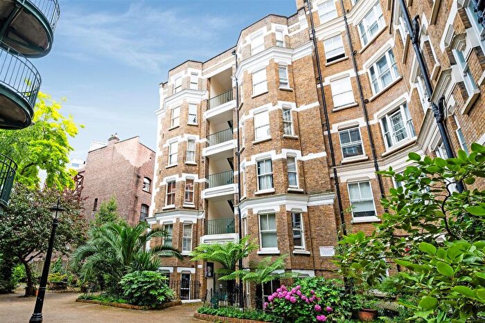 1 Bedroom Flat For Sale In Elm Street, Holborn, WC1X