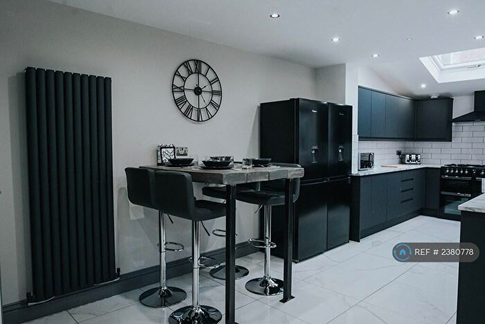 6 Bedroom Terraced House To Rent In Adelaide Road, Kensington, Liverpool, L7