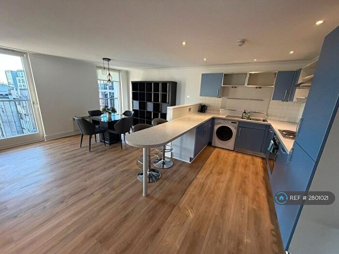 2 Bedroom Flat To Rent In Argyle St, Glasgow, G2