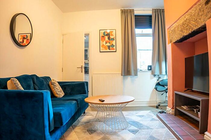 3 Bedroom Flat To Rent In Newsham Road, Lancaster, LA1