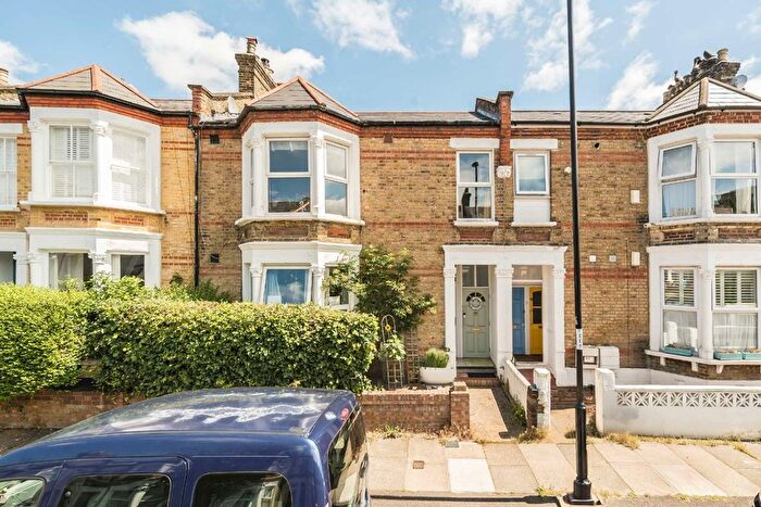 2 Bedroom Maisonette For Sale In Aspinall Road, Brockley, SE4