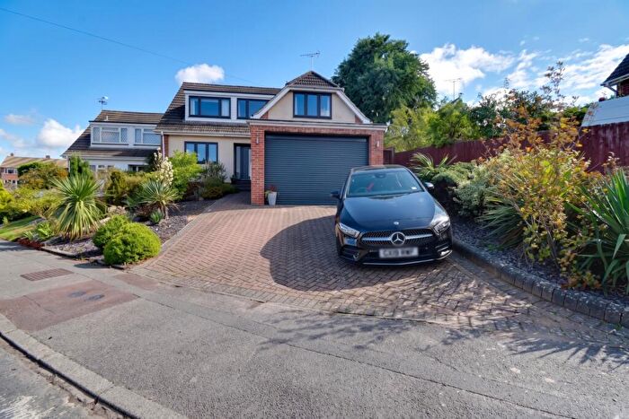 4 Bedroom Semi-Detached House For Sale In Hitcham Road, Coggeshall, Colchester, Essex, CO6