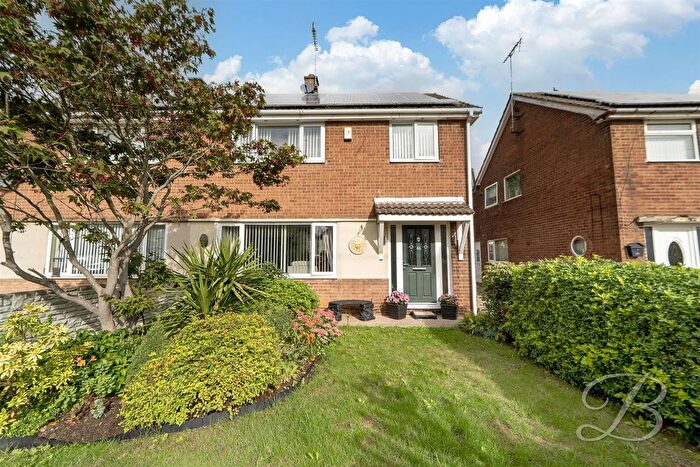 3 Bedroom Semi-Detached House For Sale In Mansfield Road, Clipstone Village, Mansfield, NG21