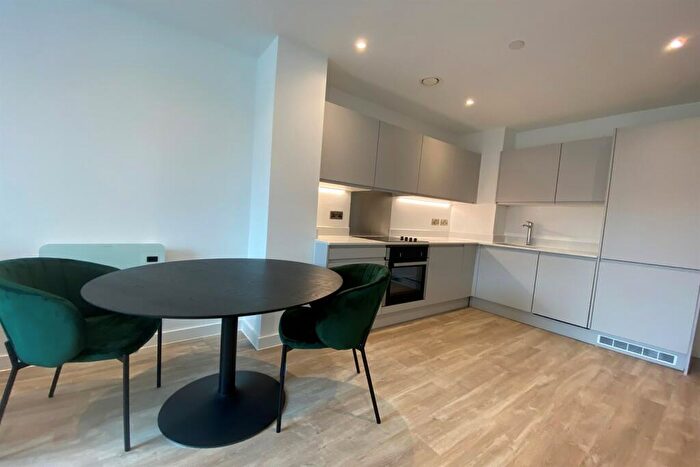 1 Bedroom Apartment To Rent In Derwent Street, Salford, M5