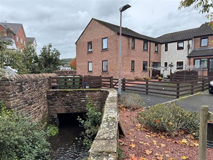2 Bedroom Flat For Sale In Carleton Drive, Penrith, CA11