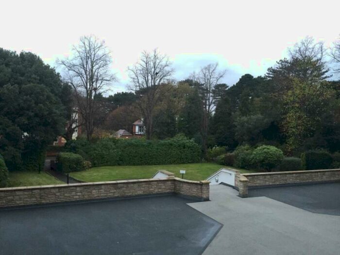 2 Bedroom Apartment To Rent In West Cliff, Bournemouth, BH4