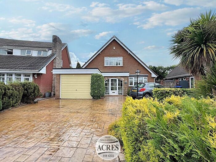 5 Bedroom Detached Bungalow For Sale In Ravenhurst Drive, Great Barr, Birmingham, B43