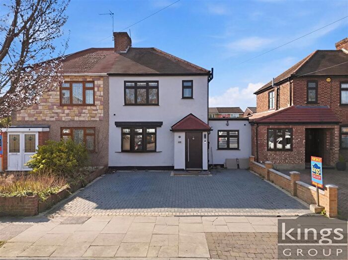 4 Bedroom Semi Detached House For Sale In Tysoe Avenue, Enfield London, EN3