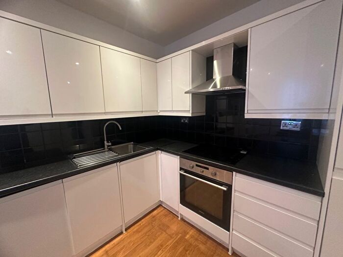 2 Bedroom Flat To Rent In Broadhurst Gardens, West Hampstead, London, NW6
