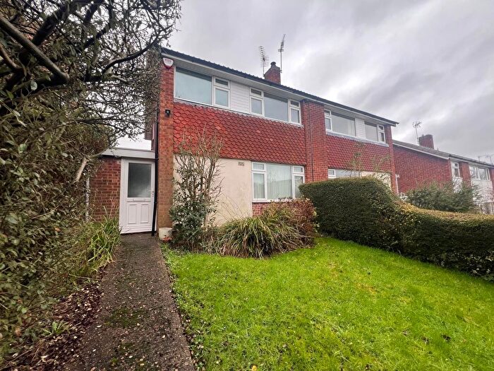 3 Bedroom Semi Detached House To Rent In Weldbank Close, Nottingham, NG9