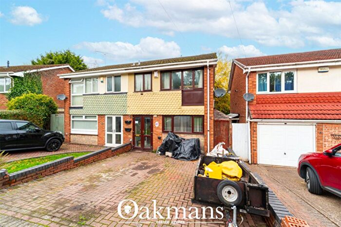 3 Bedroom Semi Detached House For Sale In Ambleside, Birmingham, B32