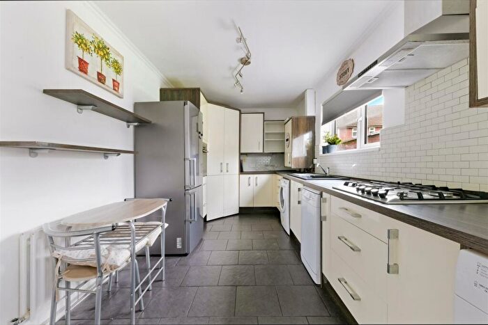 2 Bedroom End Of Terrace House To Rent In Taynton Drive, Merstham, RH1