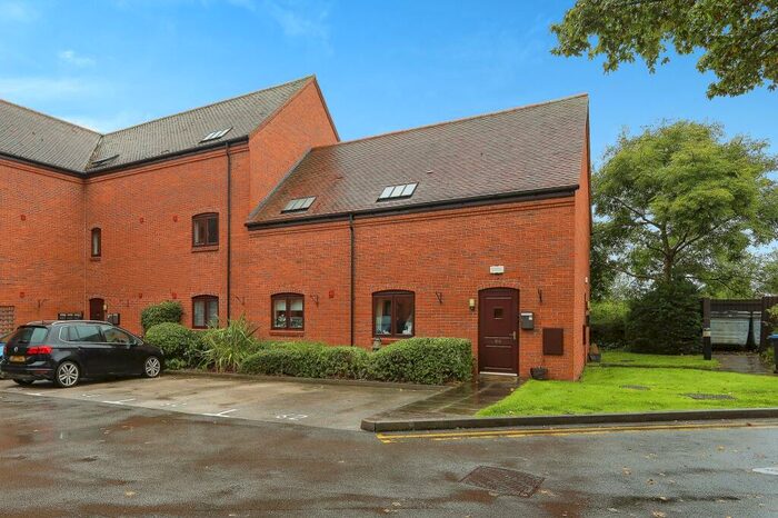 2 Bedroom Maisonette For Sale In The Greaves, Minworth, Sutton Coldfield, West Midlands, B76