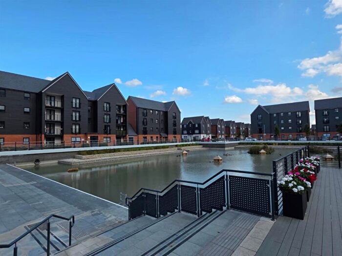 4 Bedroom Detached House For Sale In Broughton Crossing, Broughton, Aylesbury, HP22