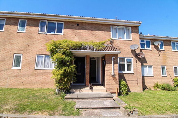 1 Bedroom Flat For Sale In Alkham Close, Cliftonville, Margate, CT9