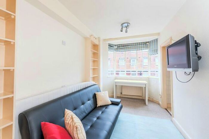 Studio To Rent In Sloane Avenue, Chelsea, London, SW3