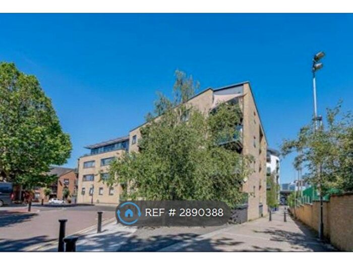 1 Bedroom Flat To Rent In Douglas Path, London, E14