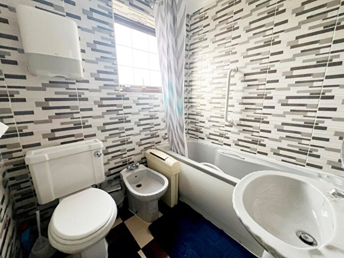 1 Bedroom Terraced House To Rent In Galleywood Road, Great Baddow, Chelmsford, Essex, CM2